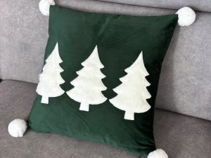 Poszewka świąteczna 40x40 cm zielona białe choinki 1032  Boże Narodzenie   1 szt 