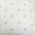Bawełniana pościel muślinowa 220x200 w kremowym kolorze z minimalistycznym, roślinnym motywem