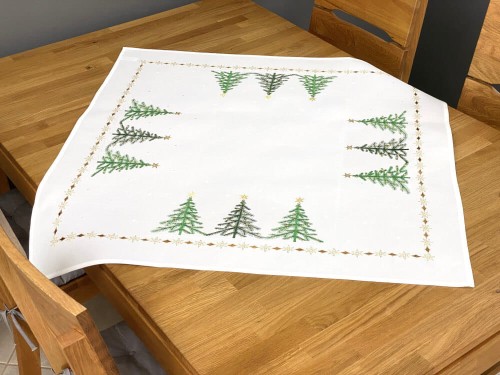 Bieżnik świąteczny 85x85 cm zielone choinki int 1196 boże narodzenie